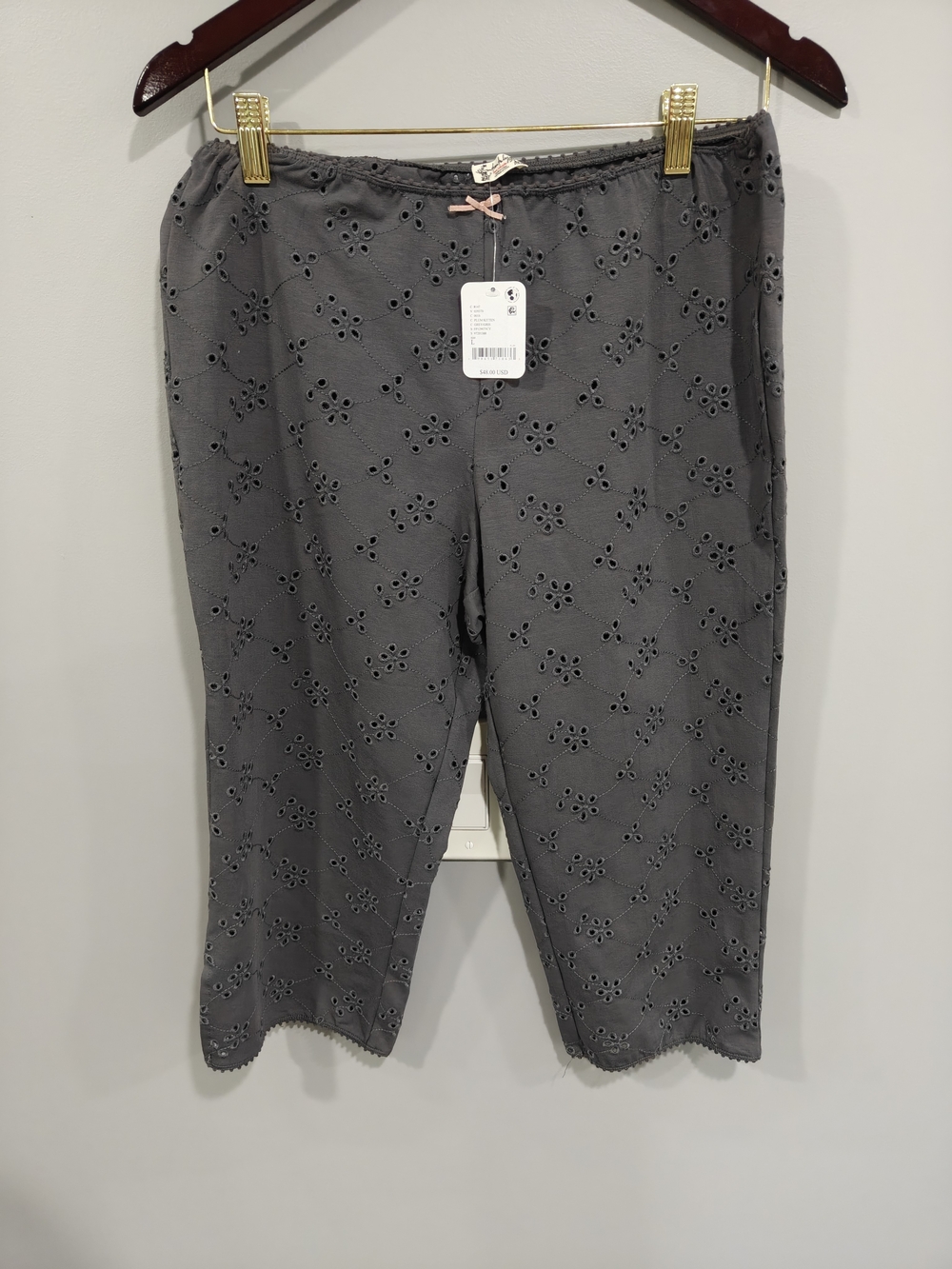 NWT Intimately Free People Full Bloom Eyelet Capri Pajama Sleep Pants Size L - Picture 9 of 11